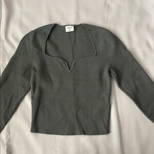 Abercrombie & Fitch Gray V-Neck Sweater